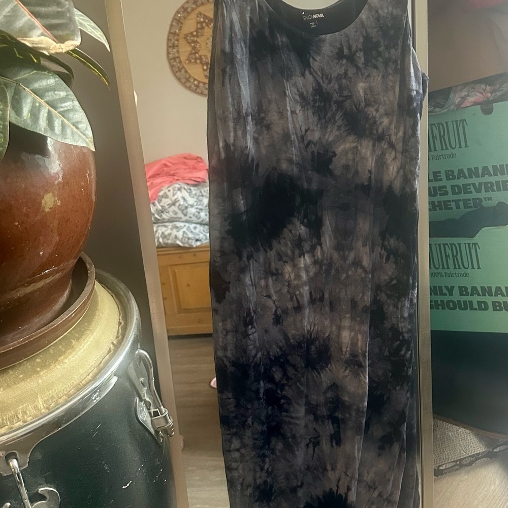 Black and Gray Tie-Dye Maxi Dress